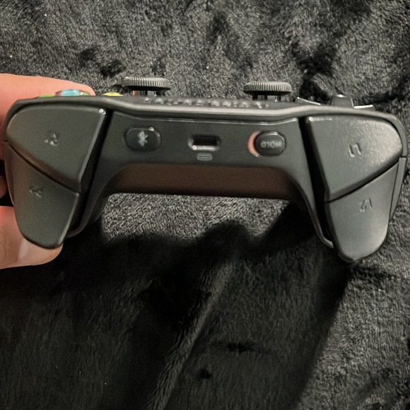 Steelseries Bluetooth controller - Picture 2 of 2